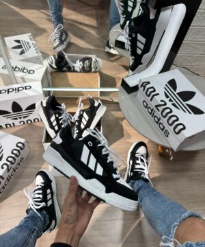 Adidas 2000 Premium Branco e Preto 9