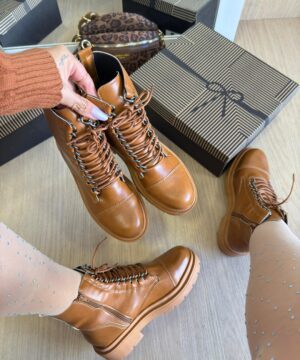 Bota Tratorada Prada Caramelo 4