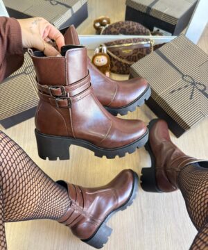 Bota Tratorada Prada Marrom 4