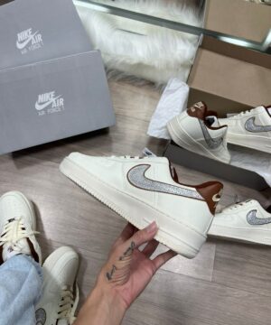 Nike Air Force Premium Branco e Marrom 5
