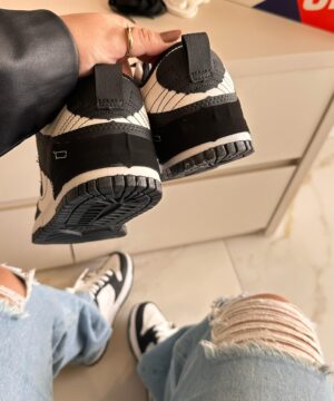 Nike Dunk Low Disrupt Branco e Preto 3