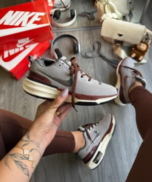 Nike Zoom Invencible Run3 Cinza e Marrom