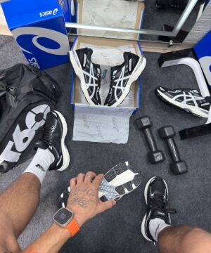 Tenis Asics Gel Venture 6 Preto e Branco Atacado 5