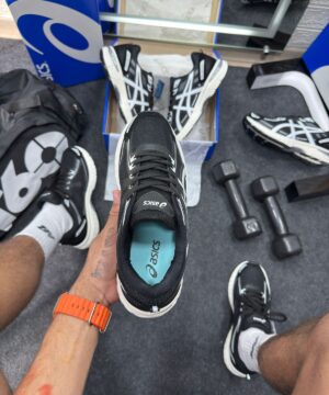 Tenis Asics Gel Venture 6 Preto e Branco Atacado 6