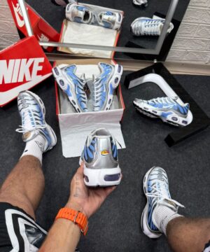 Nike Air Max Barcelona TN Branco e Azul 2