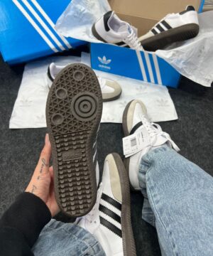 Adidas Samba OG Branco e Preto 3