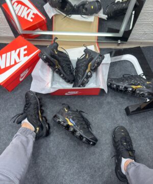Nike Vapor Max Plus Preto e Dourado Atacado 2