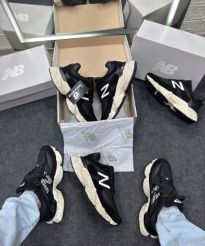 New Balance 9060 Preto e Branco 7
