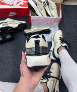 Nike Air Zoom X Invincible Run 3 Off White Atacado 3