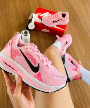 Nike Vomero 18 Rosa e Preto Atacado