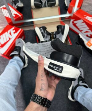 Nike ZoomX Invincible Run Prata 3