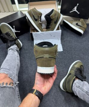 Bota Air Jordan Premium Verde Militar 2