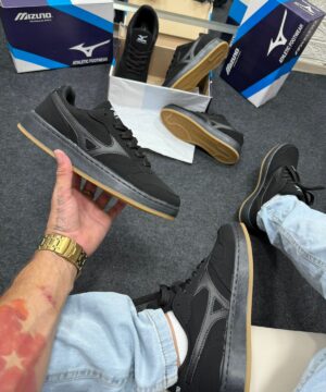 Mizuno Street Wind Preto Camurça Atacado