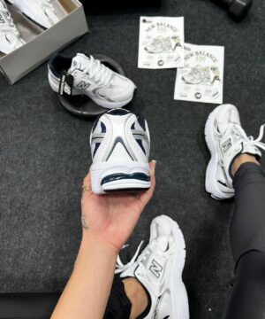 New Balance 530 Branco e Azul Atacado 4