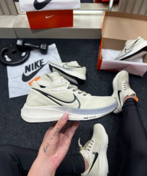 Nike Air Zoom Pegasus 39 Bege e Preto 5