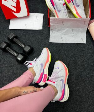 Nike Air Zoom X Invincible Run 3 Branco e Rosa 6