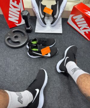 Nike Vapor Fly Premium Preto e Branco 4