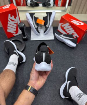 Nike Vapor Fly Premium Preto e Branco 6