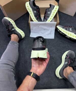 On Cloud Premium Importado Grafite verde 9