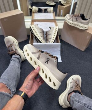 On Cloud Premium Importado Off White 5