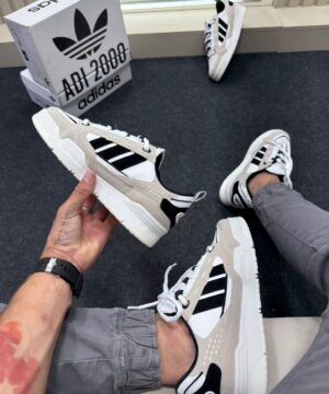 Adidas 2000 Premium Bege Claro 2