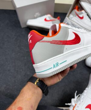 Air Force 1 Premium Branco Vermelho Laranja 2