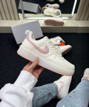 Air Force Prime Off White e Rosa | Elegância Premium