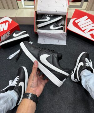 Nike Court Borough Low Preto e Branco 10