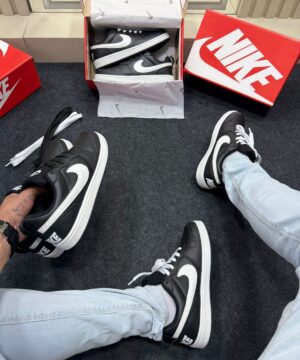 Nike Court Borough Low Preto e Branco 11