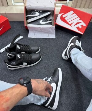 Nike Court Borough Low Preto e Branco 4