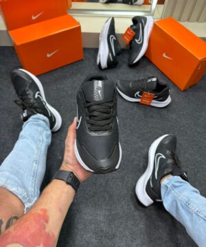 Nike Zoom 04 Preto e Branco 10