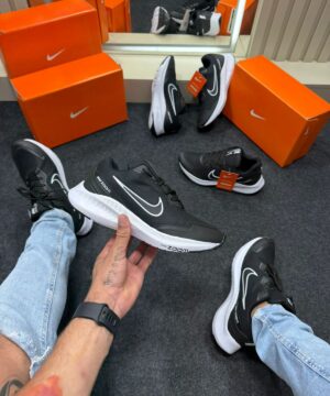 Nike Zoom 04 Preto e Branco 12