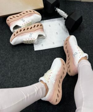 Oncloud Max Off White Rose 6