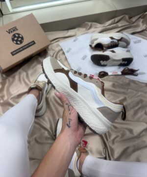 Vans Neo Ultra Range Bege e Caramelo 2