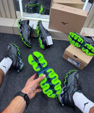 Mizuno Wave Prophecy 15 Preto e Verde 3