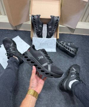 On Cloud Preto Masculino