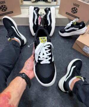 Vans Ultra Range Preto Branco 3