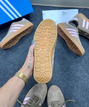 Adidas Gazelle Taupe Suspiro 2