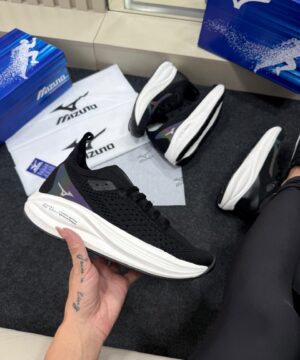 Mizuno Wave Vista Premium Preto e Branco