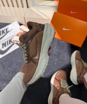 Nike Pegasus 41 Marrom e Branco 4