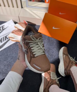 Nike Pegasus 41 Marrom e Branco 6