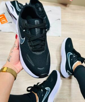 Nike Fit Preto e Branco 5