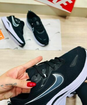 Nike Fit Preto e Branco 6