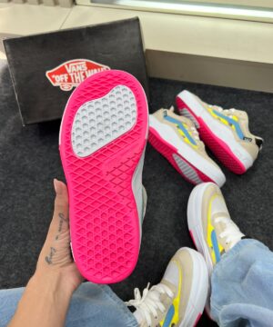 Vans Ultra Cush Bege e Colorido Feminino 4
