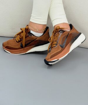 Nike Pegasus 42 Caramelo 4