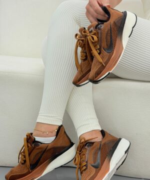 Nike Pegasus 42 Caramelo 6