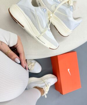 Nike Pegasus 42 Off White e Branco 2