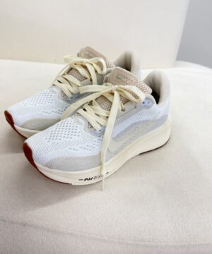 Nike Pegasus 42 Off White e Branco 3